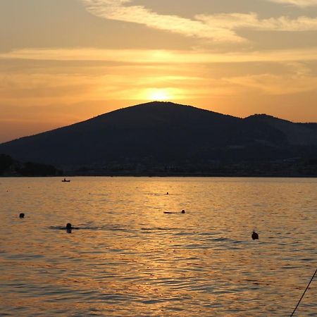 Spacious Room Near Beach W Private Bathroom Trogir Eksteriør bilde